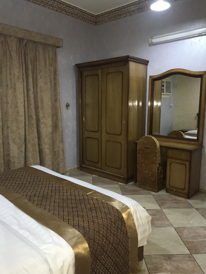 لمسات ذهبية للوحدات السكنية Muhayil Ngoại thất bức ảnh