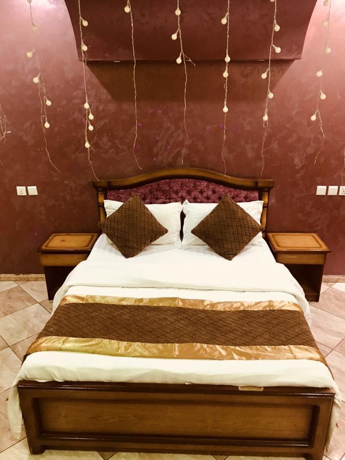 لمسات ذهبية للوحدات السكنية Muhayil Ngoại thất bức ảnh